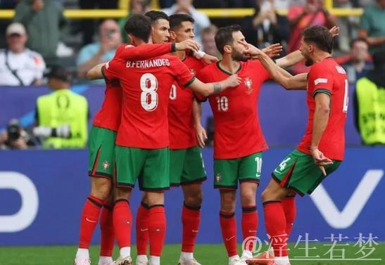 特林康双响+C罗破门失点，葡萄牙5-3逆转丹麦晋级欧国联四强